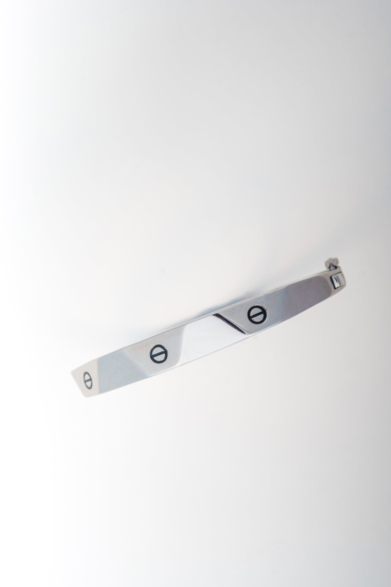 Unisex Pure 925 Silver Screw-Design Bangle (2 x 2.3 inches)