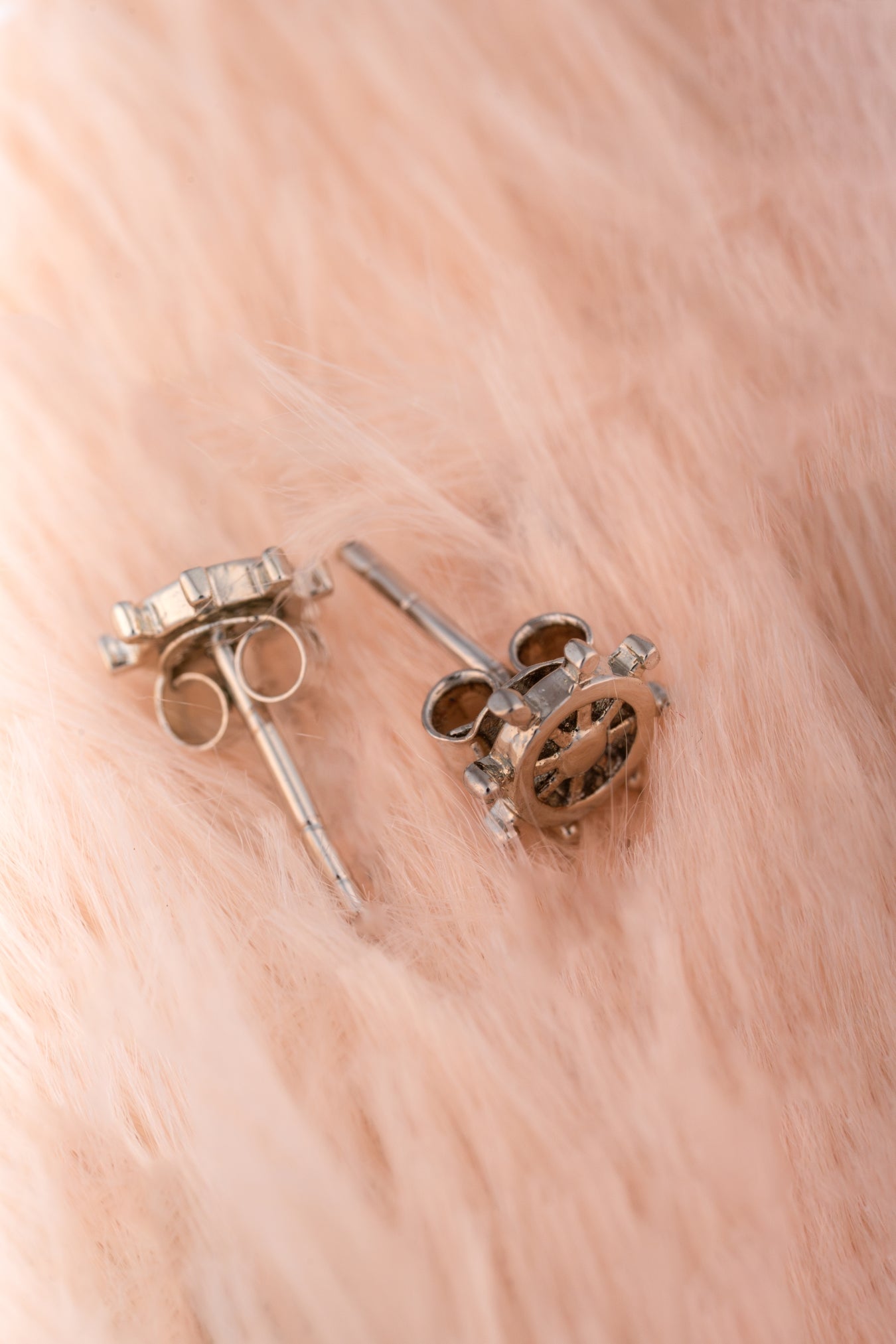 Pure 925 Silver Ship Wheel Stud Earrings – 8x8mm