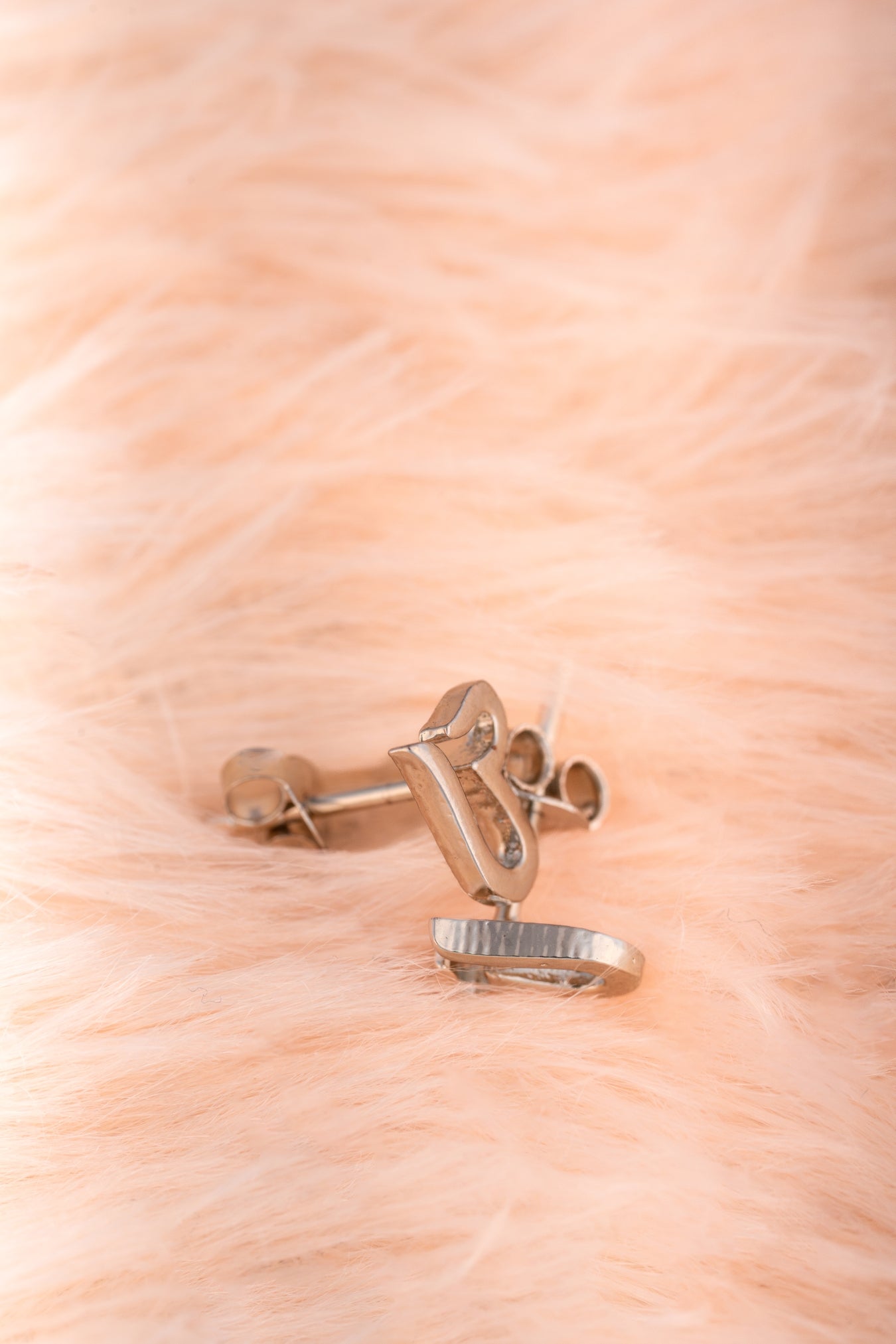 Pure 925 Silver Om Stud Earrings – 7x9mm