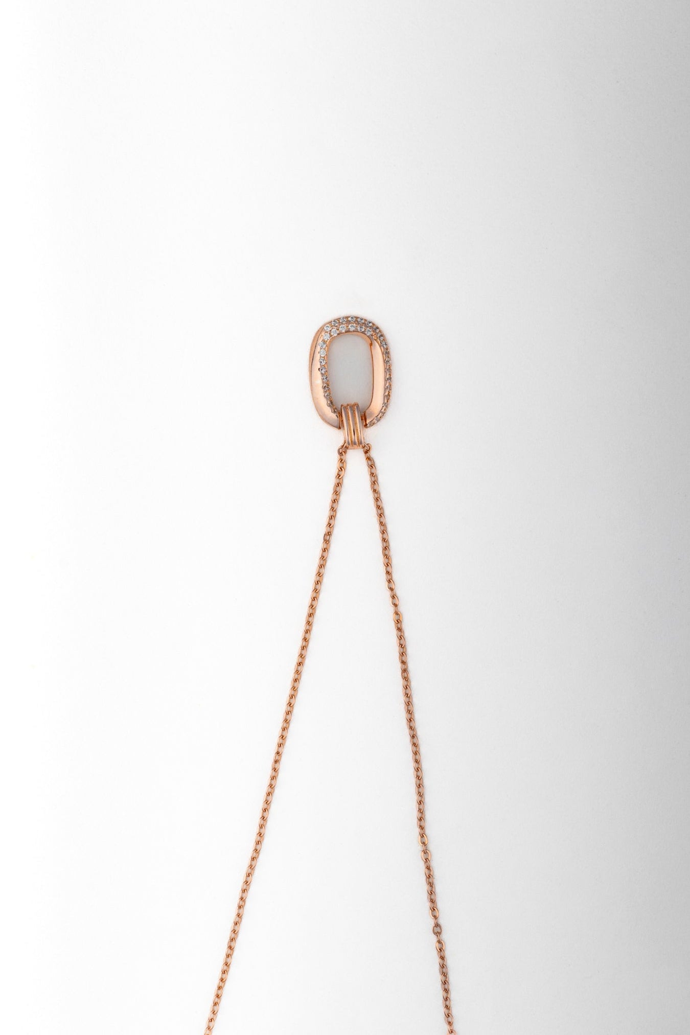 Rose Gold Oval Pendant Necklace with Crystal Accents – 18 Inch