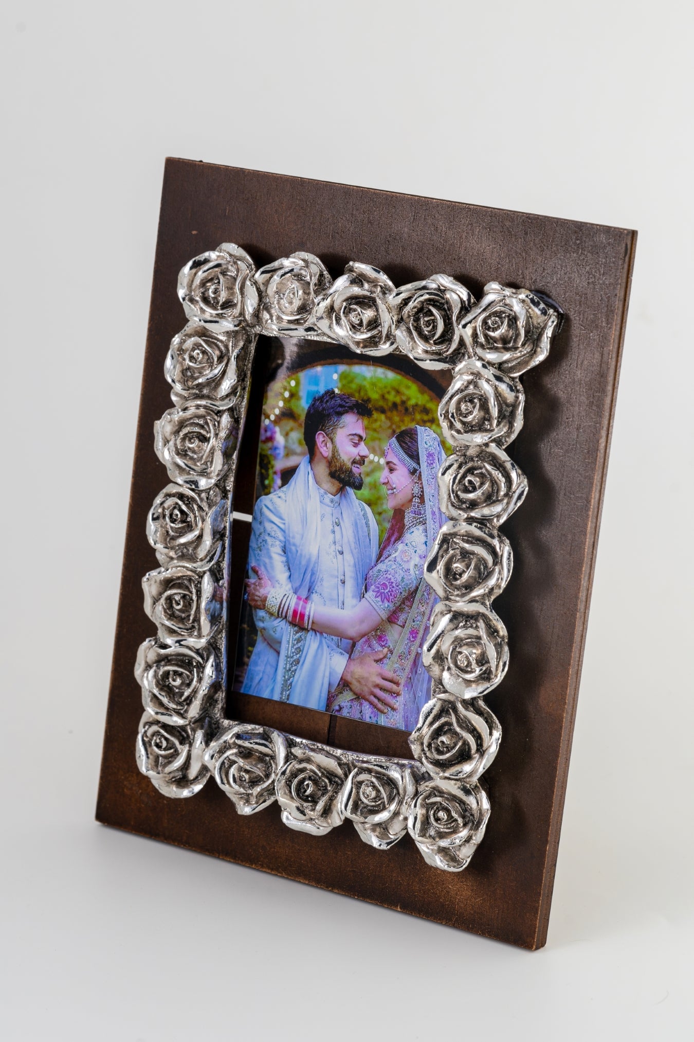 Elegant Wooden Photo Frame with Silver Foiled Rose Border – 9x7 Inches