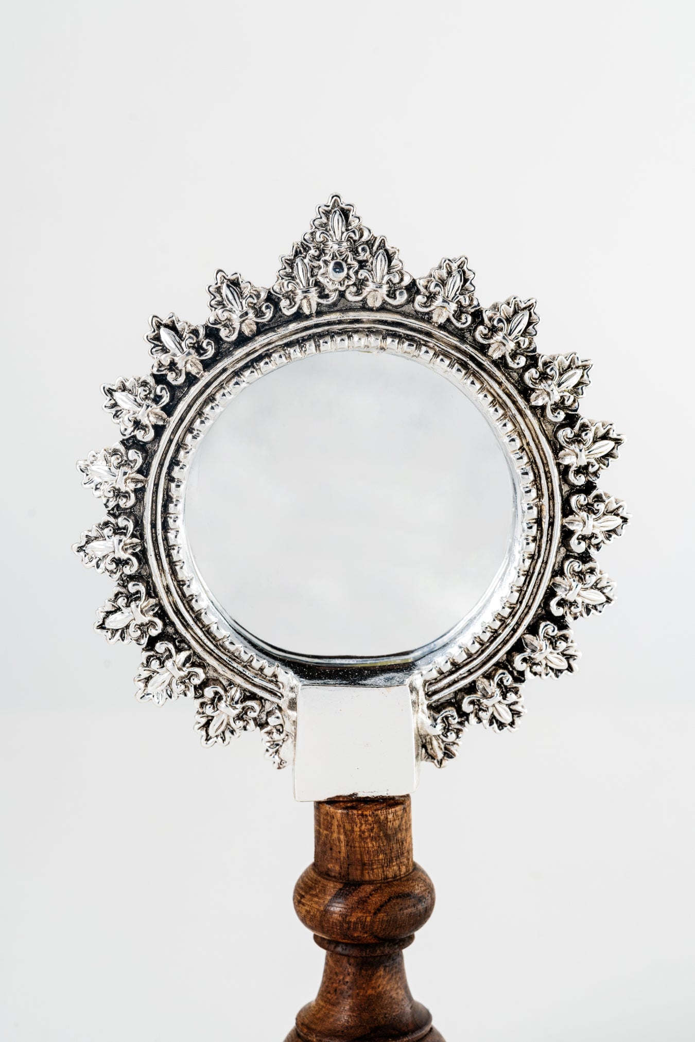 Ornate Silver-Foiled Round Mirror with Wooden Stand – 8in × 4in