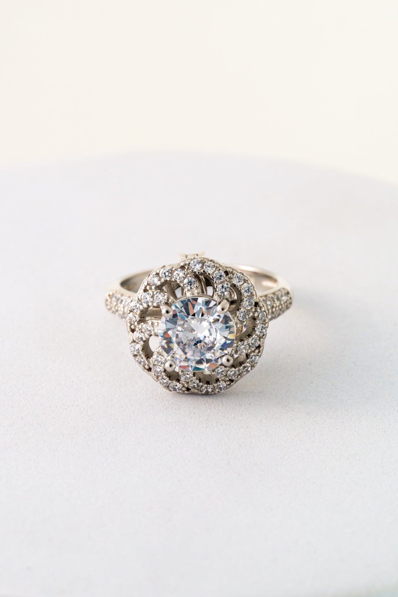 Pure 925 Silver Halo Crown Ring with Brilliant Cut Center Stone – Size 14