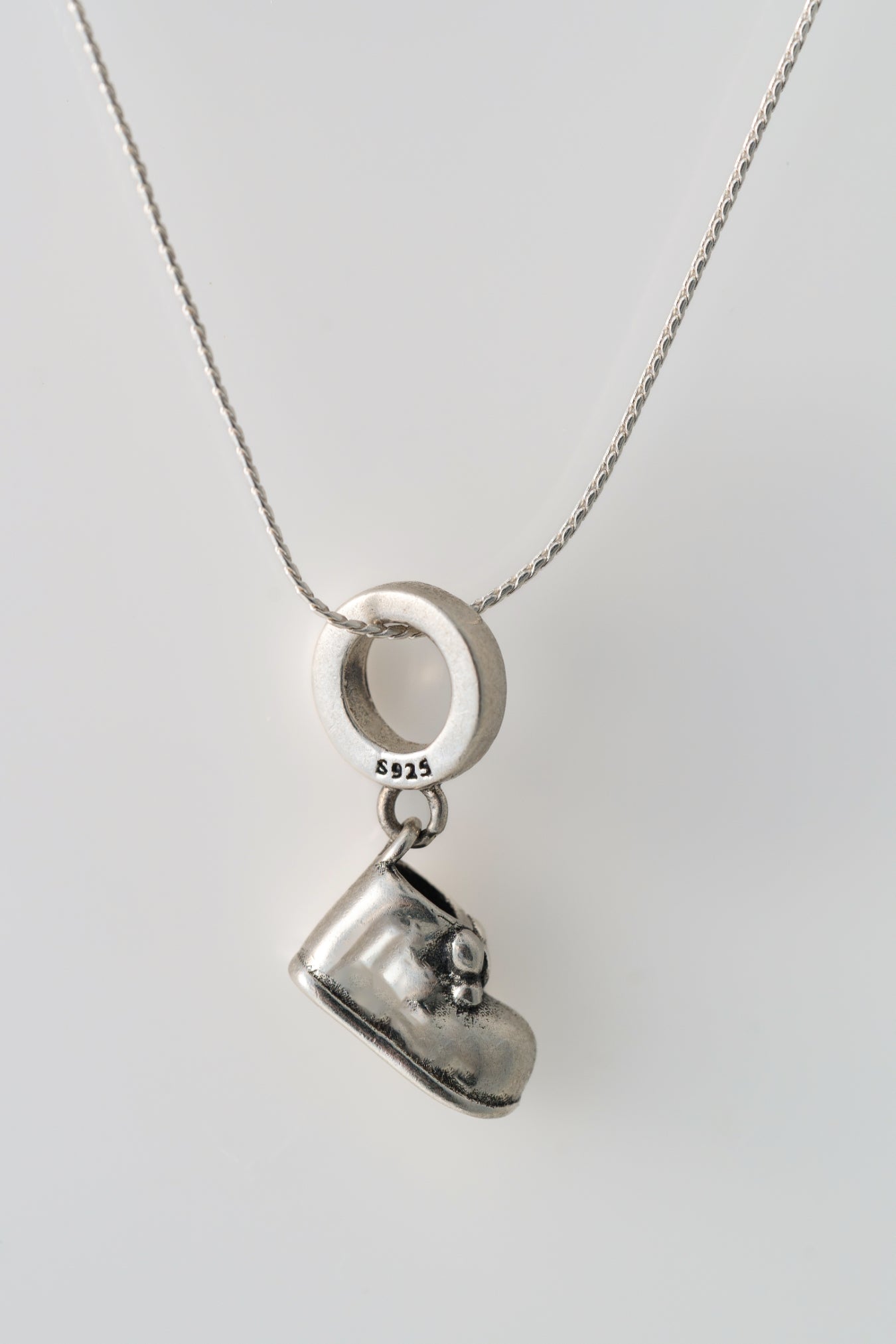 Baby Shoe Charm Pendant in Pure 925 Silver Finish – 17mm × 6mm