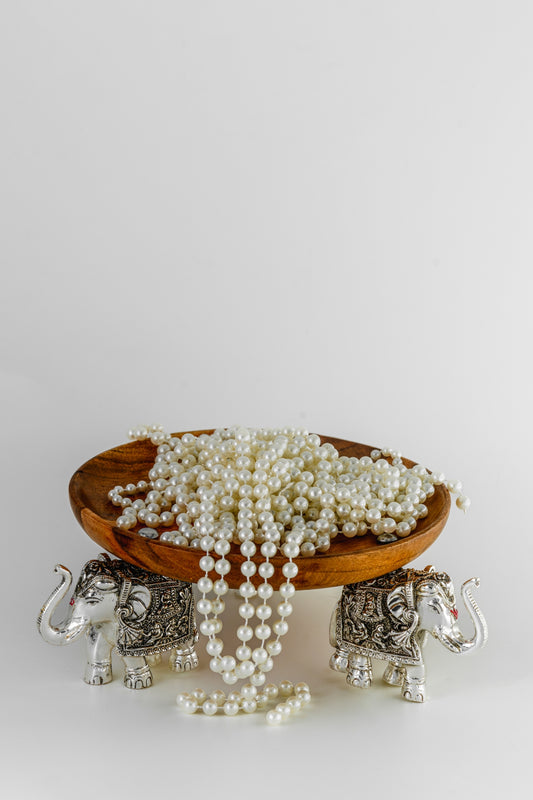 Wooden Platter with Silver-Foiled Elephant Stand – 4in × 9in