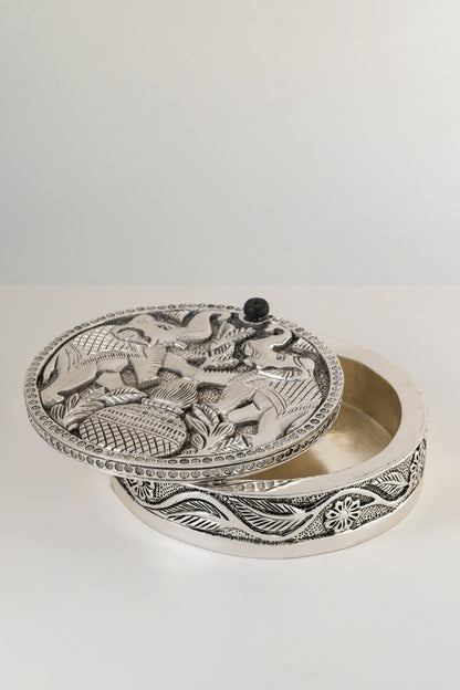 Engraved Silver-Foiled Round Dry Fruit Box with Lid – 3in × 8in