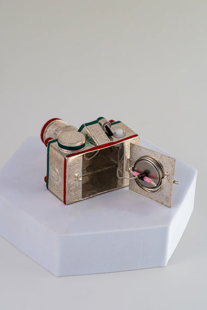 Handcrafted Pure 925 Silver Miniature Camera Showpiece – 1.5 x 2 Inch