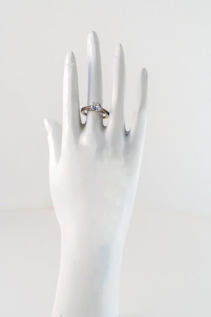 Pure 925 Silver Round-Cut Solitaire Engagement Ring with Filigree Band – Size 11