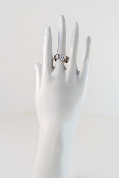 Pure 925 Silver Pear-Cut Solitaire Ring with Side Accent – Size 14