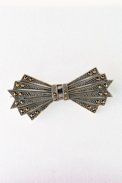 Pure 925 Silver Vintage Bow Brooch Pin with Marcasite Detailing – 22mm × 40mm